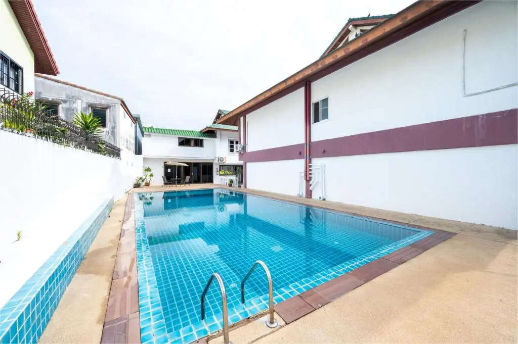 Outdoor Swimming Pool
